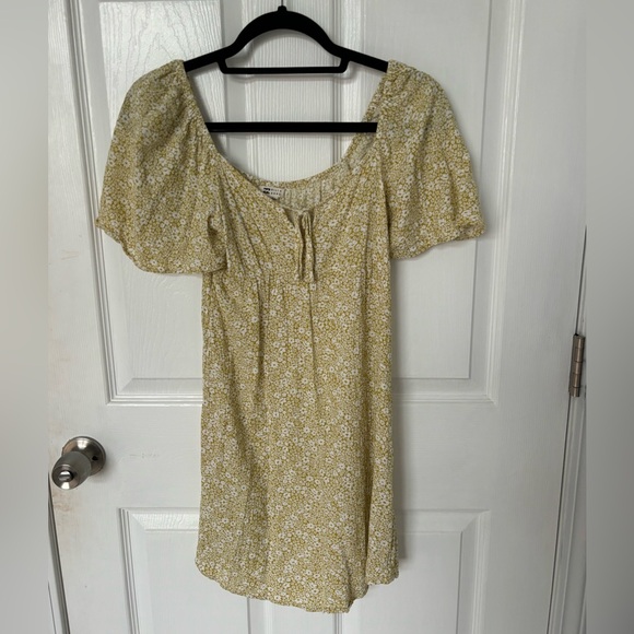 Billabong Secret Garden Sundress Size: XS - Picture 2 of 4